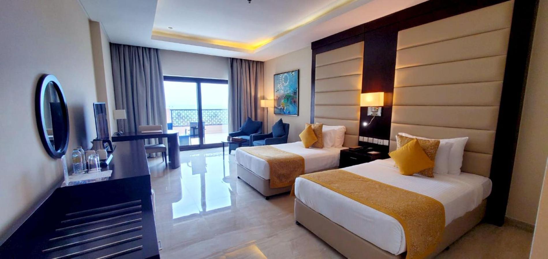 Al Bahar Hotel & Resort Fujairah Exterior photo Deluxe Room